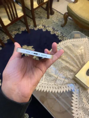 آيفون اقرأ الوصف
