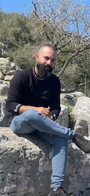 ثائر عفيف عبد الله زيد 