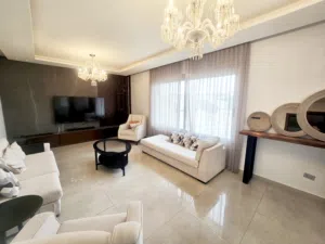 دير غبار شقة مفروشة للإيجار فرش فخم ( Modern ) مكونه من 3 نوم طابق ثاني