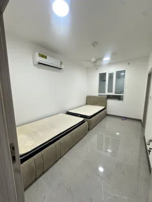 سرير طبي مقاس شخص ونص (120*200) .