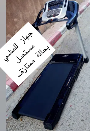 جهاز للمشي بحالة ممتازه