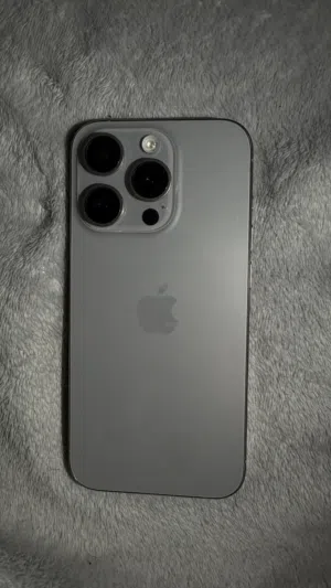 Apple iPhone 15 Pro 128 GB in Amman
