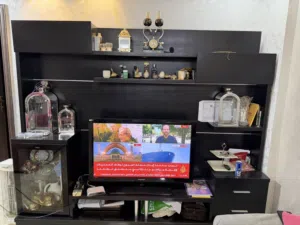 بوفيه متكاملة للتلفزيون
