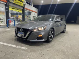 Used Nissan Altima in Al Batinah