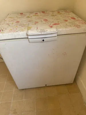 فريزر للبيع