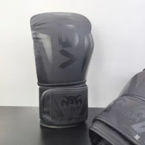 كفوف ملاكمة فينوم