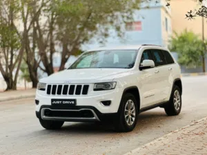 JEEP GRAND CHEROKEE 2015 MODEL 4x4 SUV