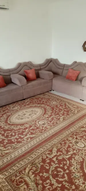125 m2 3 Bedrooms Apartments for Rent in Mafraq Al-Hay Al-Hashmi