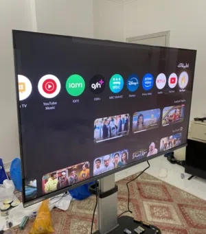 للبيع تلفزيونات 65 و 43 و 40 بوصه سمارت