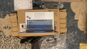 i7 processor Ram 16gb graphics card 500mb little use new box charger