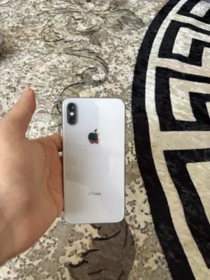 Apple iPhone X 256 GB in Basra
