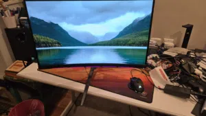 MSI MPG27CQ gaming monitor 27 inch, curved monitor and 144hz