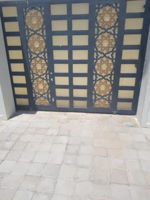 باب خارجي 3.20 متر