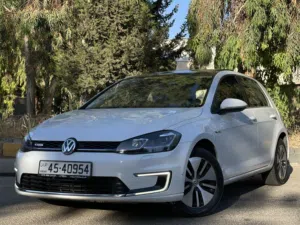 Volkswagen e-golf 2020 للبيع