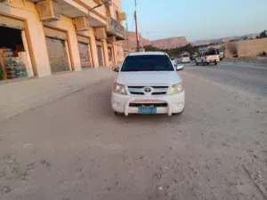 عررررطه للبيع هايلوكس موديل 2006