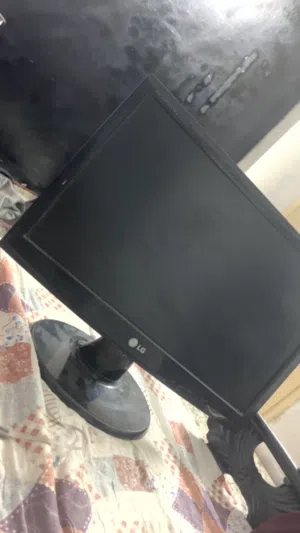 شاشة LG للبيع
