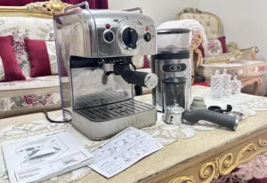 عام لآلة الإسبريسو Dualit