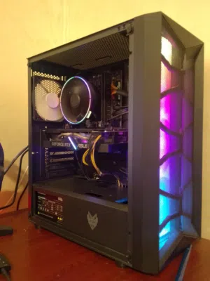 للبيع جهاز pc بسعر حرق للتواصل ع رسايل السوق المفتوح فقط لا ترن ع رقم