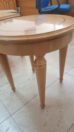 طاولة وسط دائرية