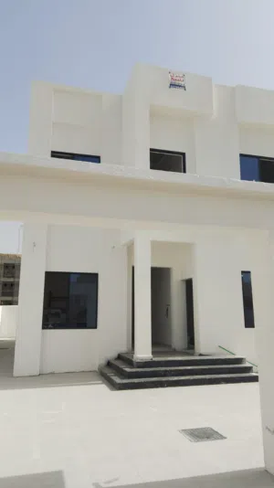 280 m2 4 Bedrooms Villa for Sale in Al Batinah Al Rumais