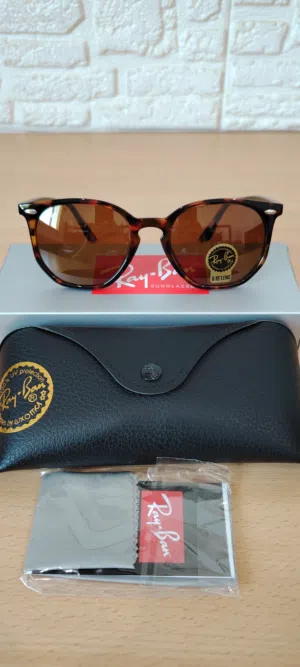 Ray-Ban RB4306 601/9AB new with full box black colour & Jaguar