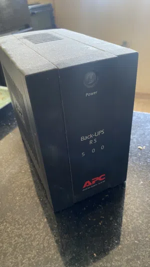 جهاز UPS مستعمل
