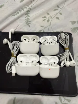 سماعات اصلية بحالة ممتازه بدون اي عيوب