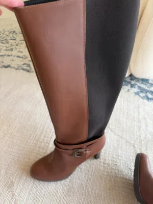 بوط حيوكس لون بني جديد غير مستمل لون بني