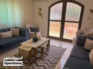 طقم كنب للبيع بحاله ممتازه