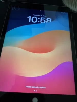 Apple iPad 7 128 GB in Baghdad
