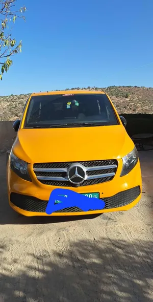 مرسيدس-في-كلاس-عمومي