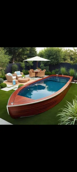 Swimming pool boat