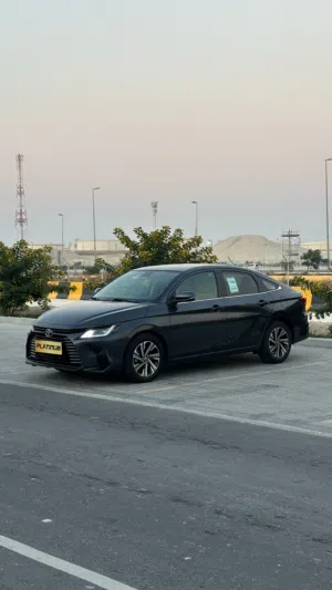 للبيع تويوتا يارس الفل ابشن موديل2024 بحاله ممتازه شبه جديده وكاله البحرين For sale Toyota Yaris