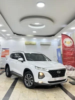 Used Hyundai Santa Fe in Muscat