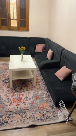 جلسة وطاولة رباعية استخدام نظيف ولا عيب