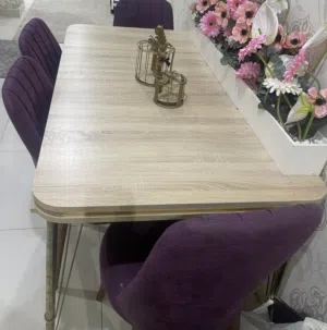 طاوله طعام