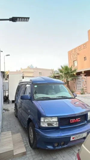 Used GMC Savana in Northern Governorate