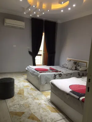 شقة للبيع فى ميدان سفنكس بالمهندسين فرش فندقى بجوار سوبر ماركت سعودى والبنك الاهلى على جامعه الدول