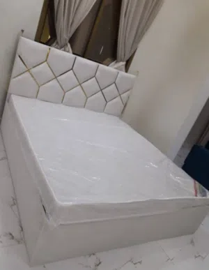 Queen size 150cm ×190cm bed with mattress new available . New Queen size 150cm×190cm bed for  sale