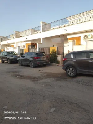 160 m2 3 Bedrooms Townhouse for Sale in Tripoli Ain Zara