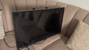 Toshiba TV with remote urgent sale
