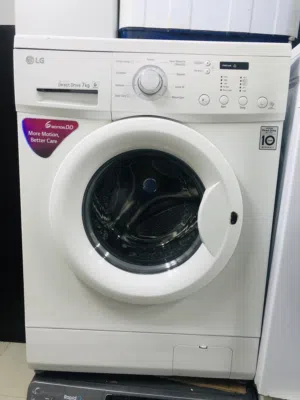 Neat and clean automatic washing machine
