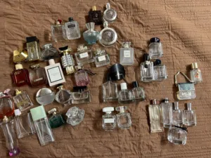 علب عطور اصلية