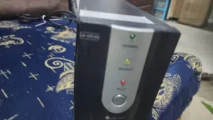 خازن يو بي اس UPS حجم 650 فولت أمبير اي 360 وات من شركه لايت ويف بدون بطاريه