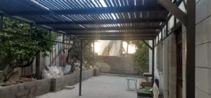 مظلة تيوب 8*4 بسقف خشب.. قابلة للفك والتركيب..