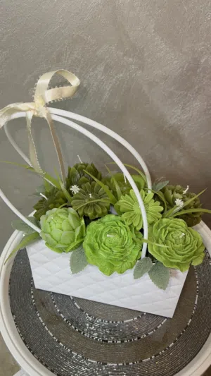 باقات ورد من الشمع