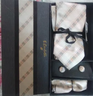 طقم رابطة عنق