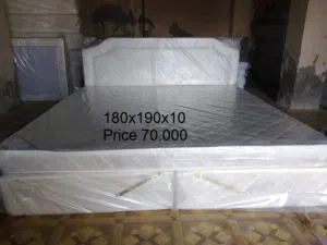 سرير ديفان مزدوج جديد تمامًا 180×190×10 سم  Brand New Double Divan Bed 180x190x10cm
