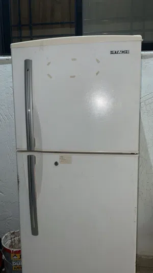 ثلاجة نظيفة بقوة 110