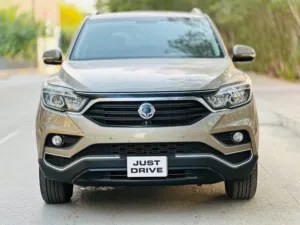 ssangyong rexton 2018 model 7 seat family SUV low Mileage well maintained excellent condition